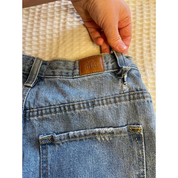 BDG Urban Outfitters Rolled Classic Mom High Rise Denim Shorts Size 27 Summer - Picture 4 of 12